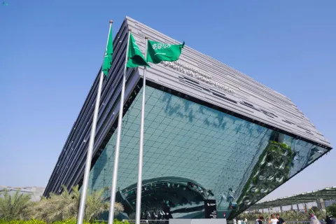 لماذا الاستثمار في السعودية؟ دليل موجز للمستثمرين الأجانب